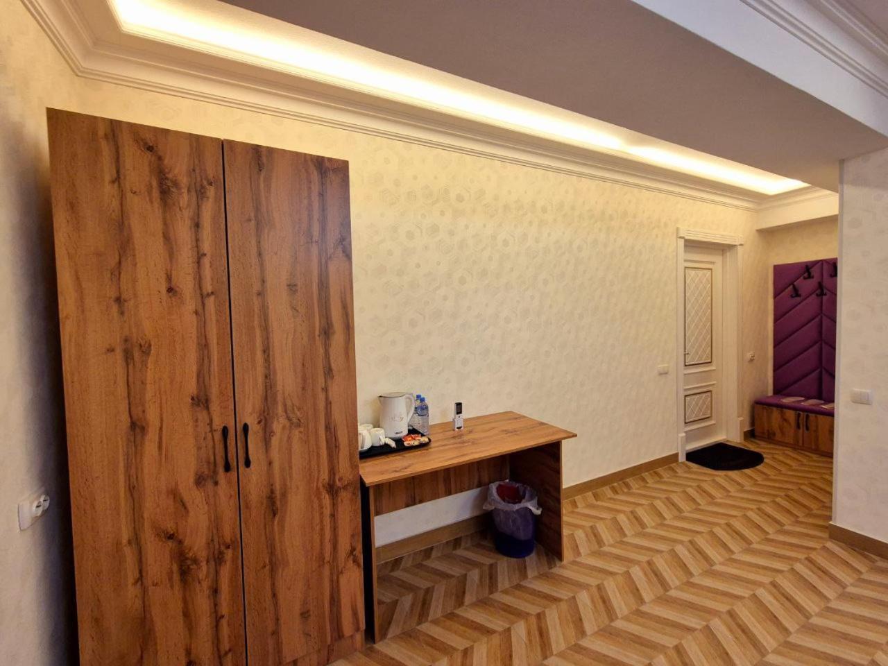 Samarkand Imron Hotel Exterior photo